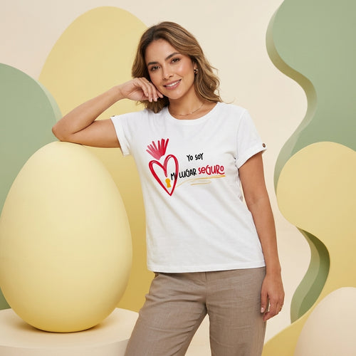 Camiseta Yo Soy Mi Lugar Seguro